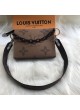 LV TOILET POUCH XL